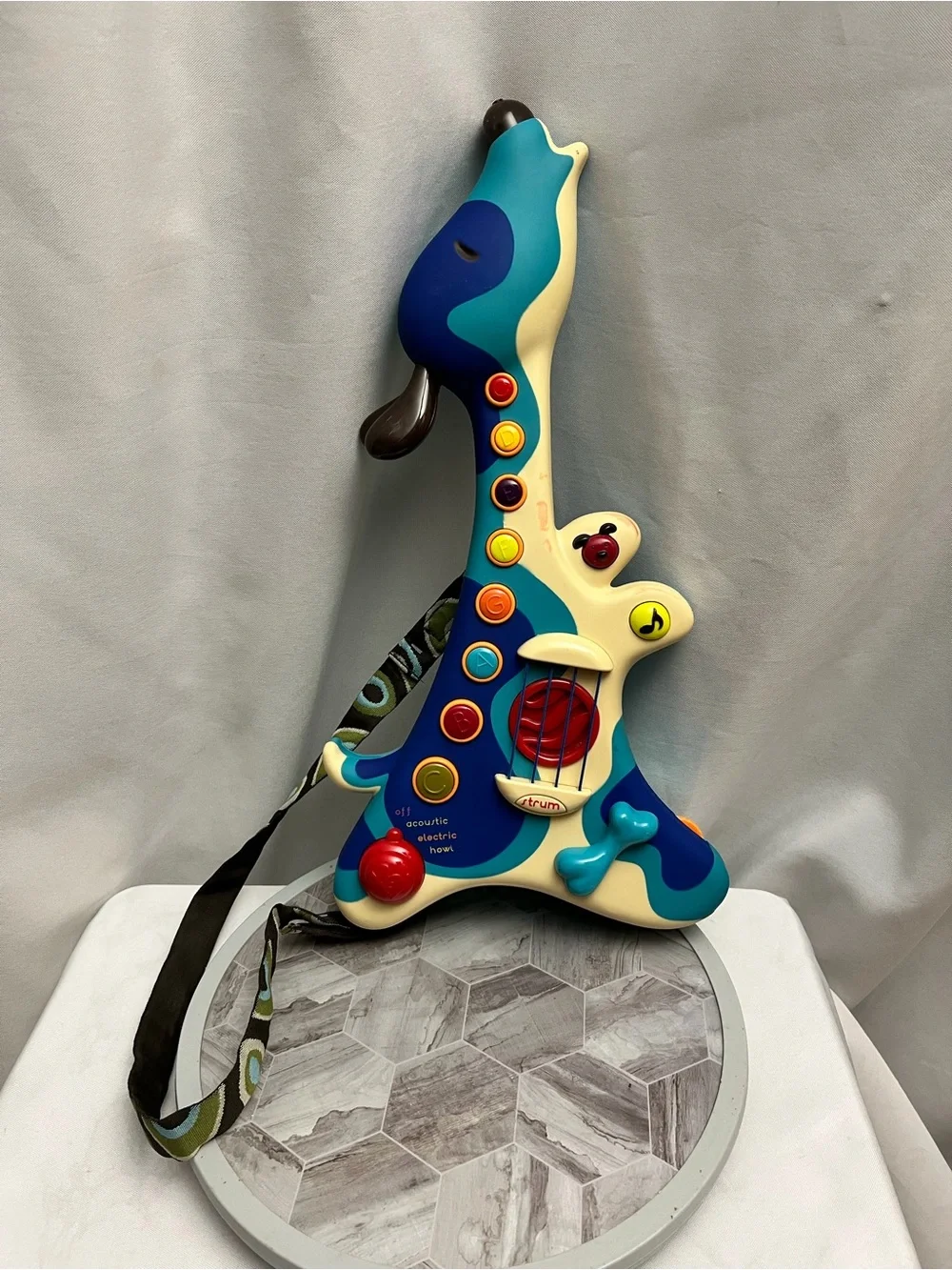 B. Toys Woofer Interactive Hound Dog Guitar Musical Toy Strap Tested Working